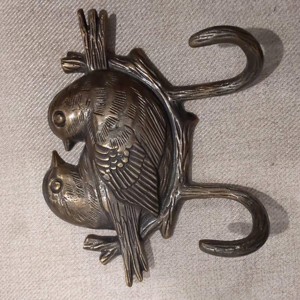 Anthropologie Lovebirds Hook